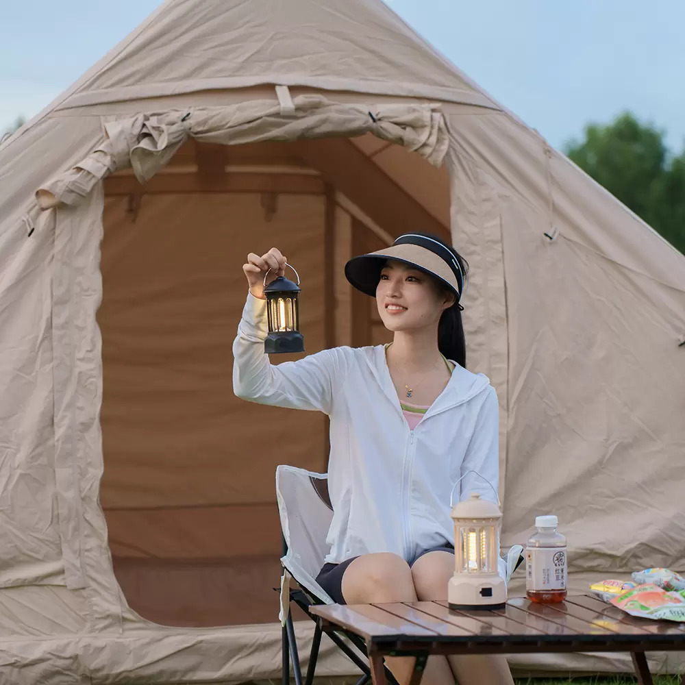 야외 캠핑 텐트에는 어떤 소재가 더 적합할까요?